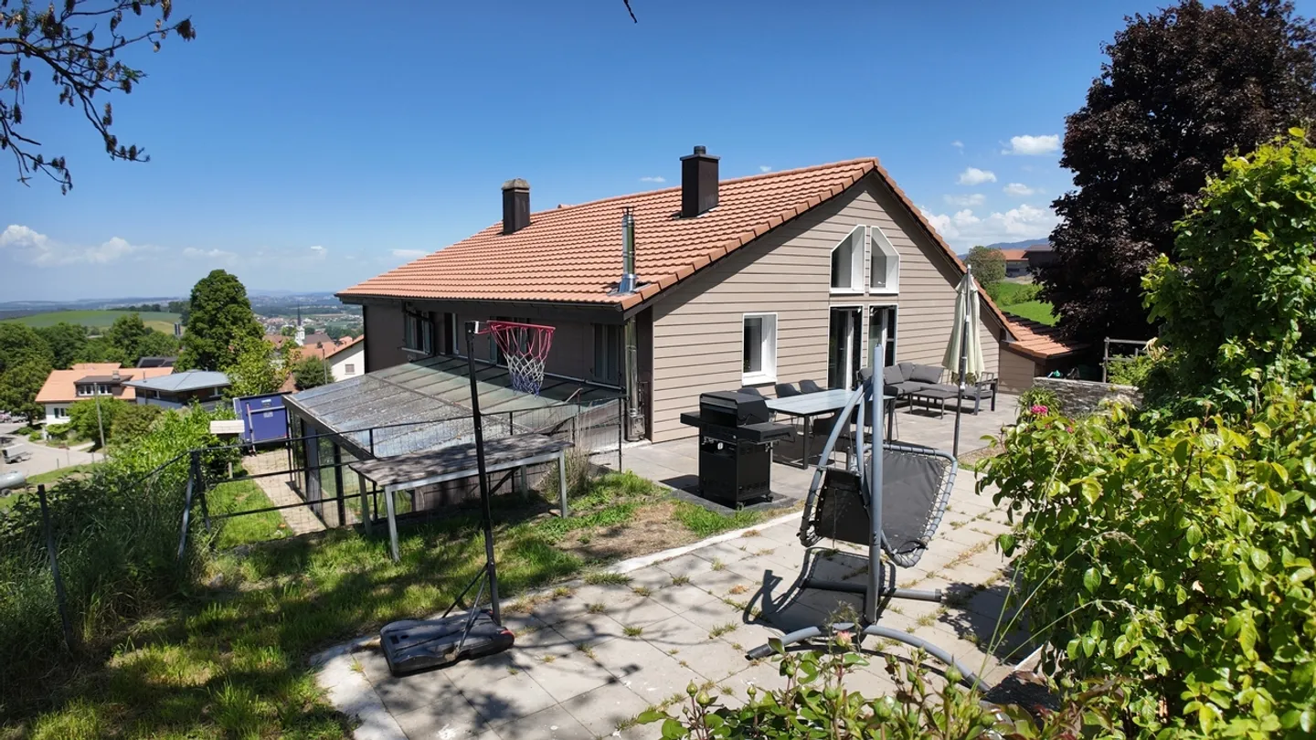 Maison Charmante avec Grand Jardin - Photo 6 sur 13