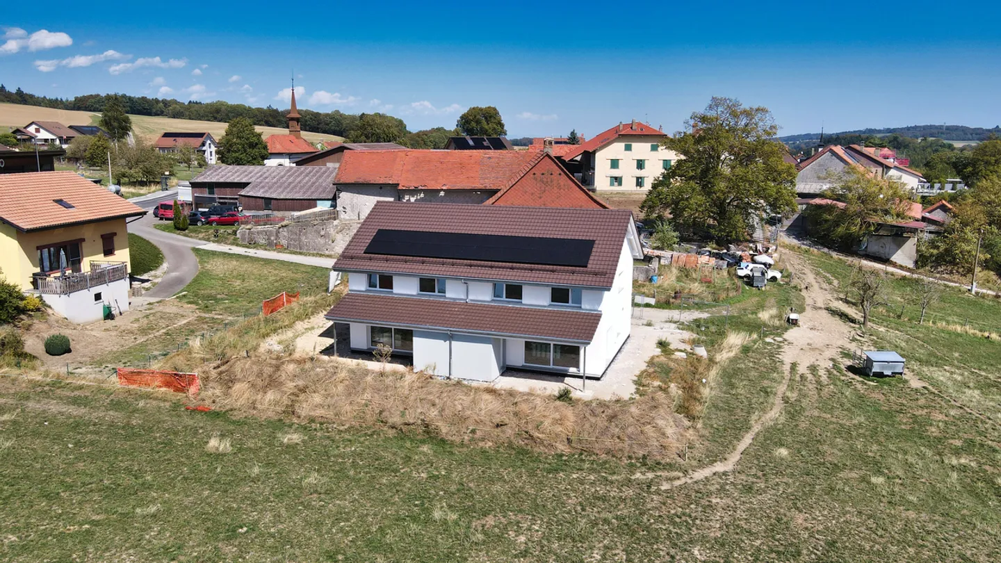 New 5-room family villa in Champtauroz / VD - Photo 2 of 13