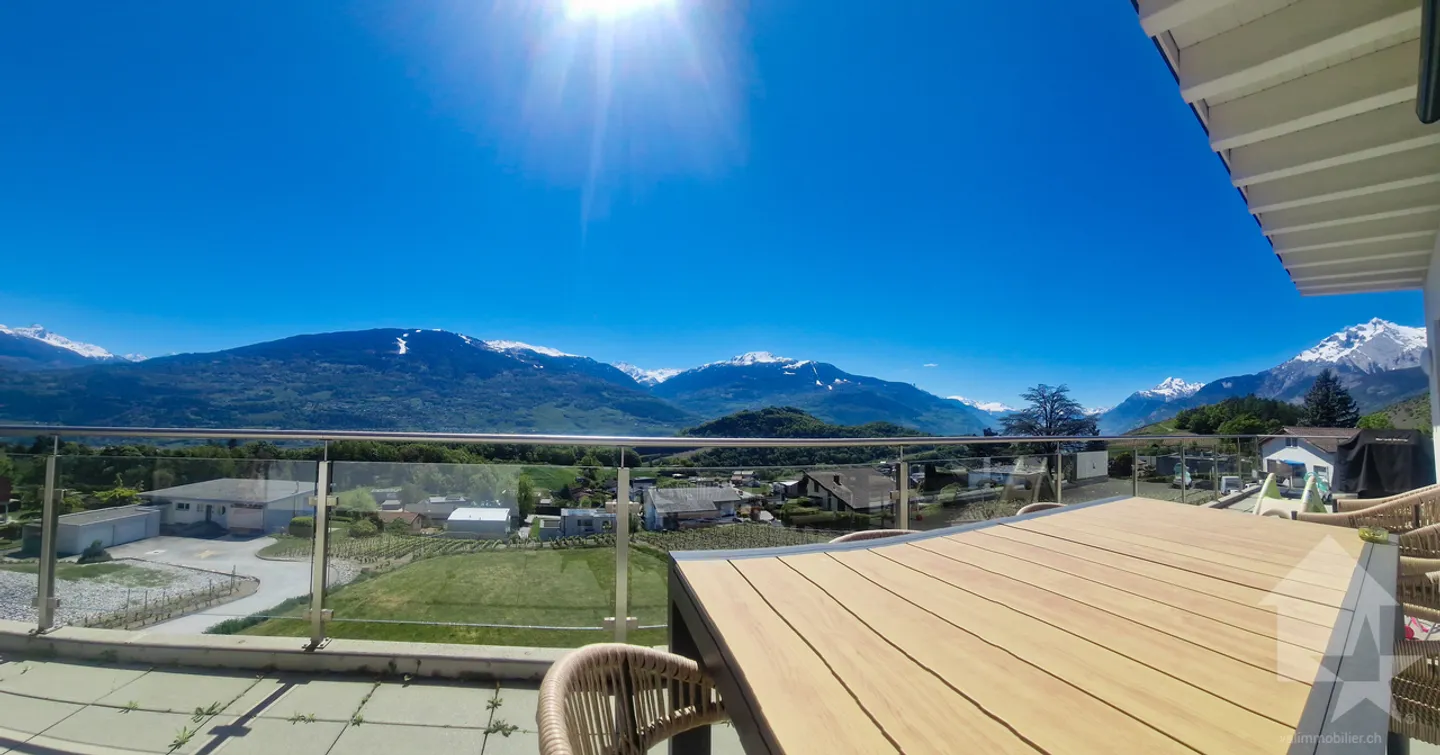 Superbe Attique avec Vue Alpine - Photo 2 sur 13