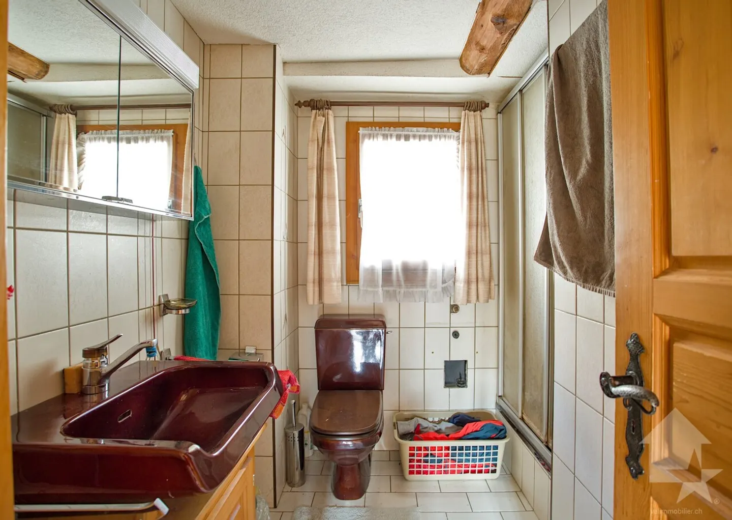 Chalet mit 5,5 Zimmern mit Charakter, 180 m2, sonnige Lage - Foto 11 von 13