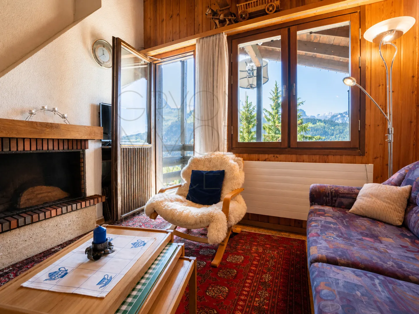 2,5-Zimmer-Wohnung in Arsets mit Balkon und Dachboden - Foto 2 von 12
