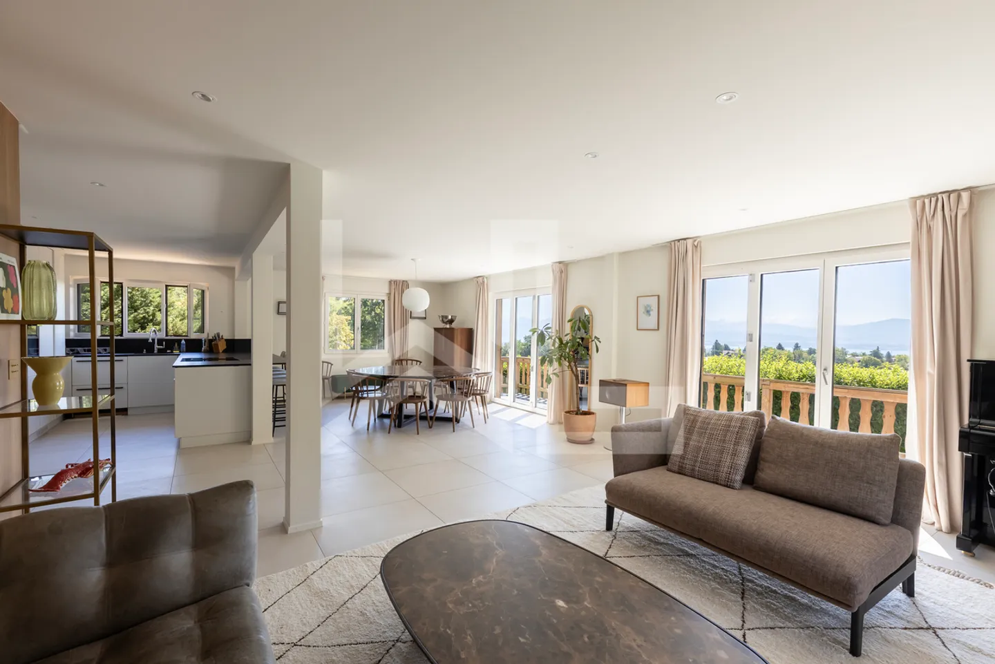Villa rénovée avec vue imprenable - Photo 5 sur 13