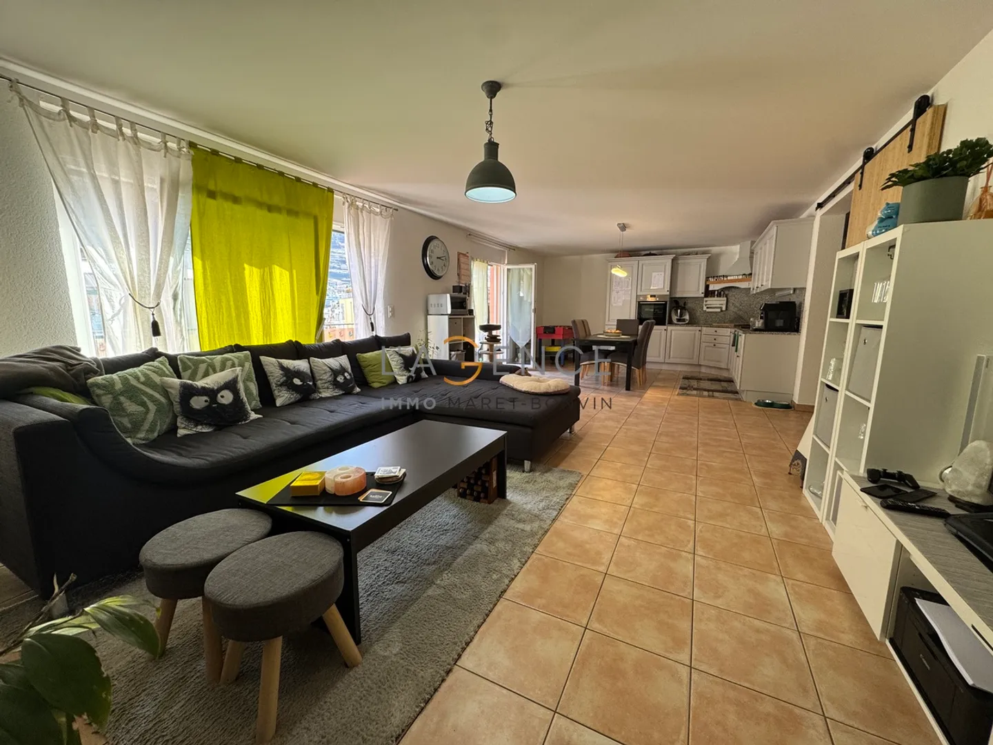 Ampio e luminoso appartamento di 4,5 locali - Foto 2 di 7