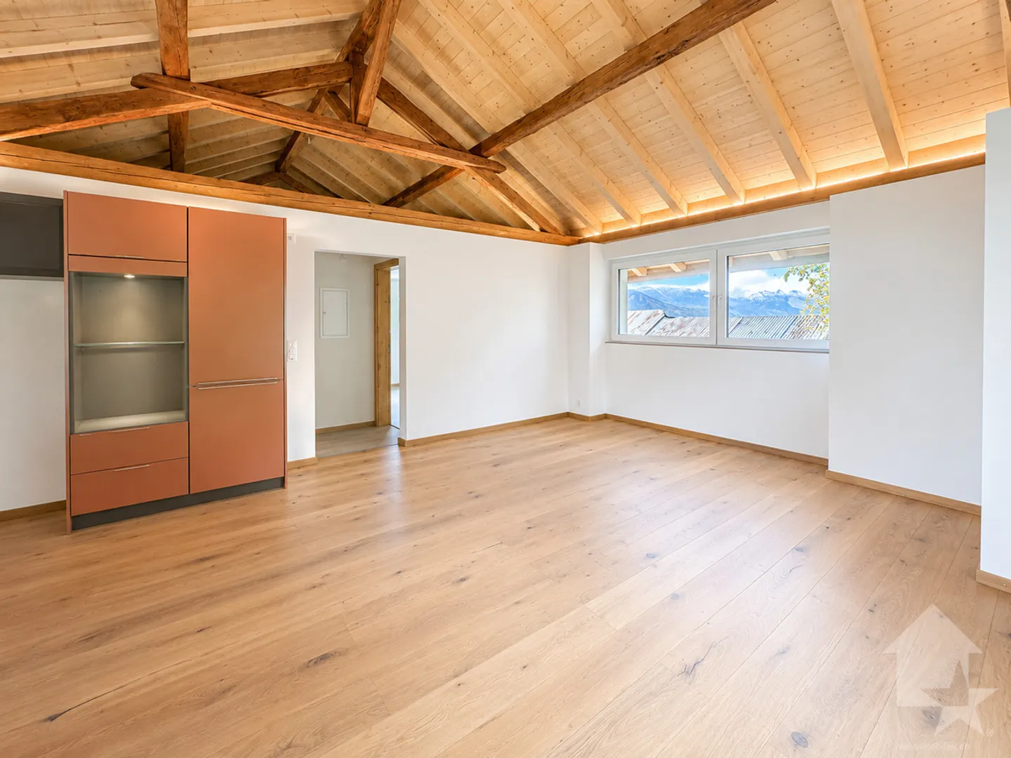 Edificio con 3 appartamenti - Grande opportunità di investimento - Foto 2 di 13