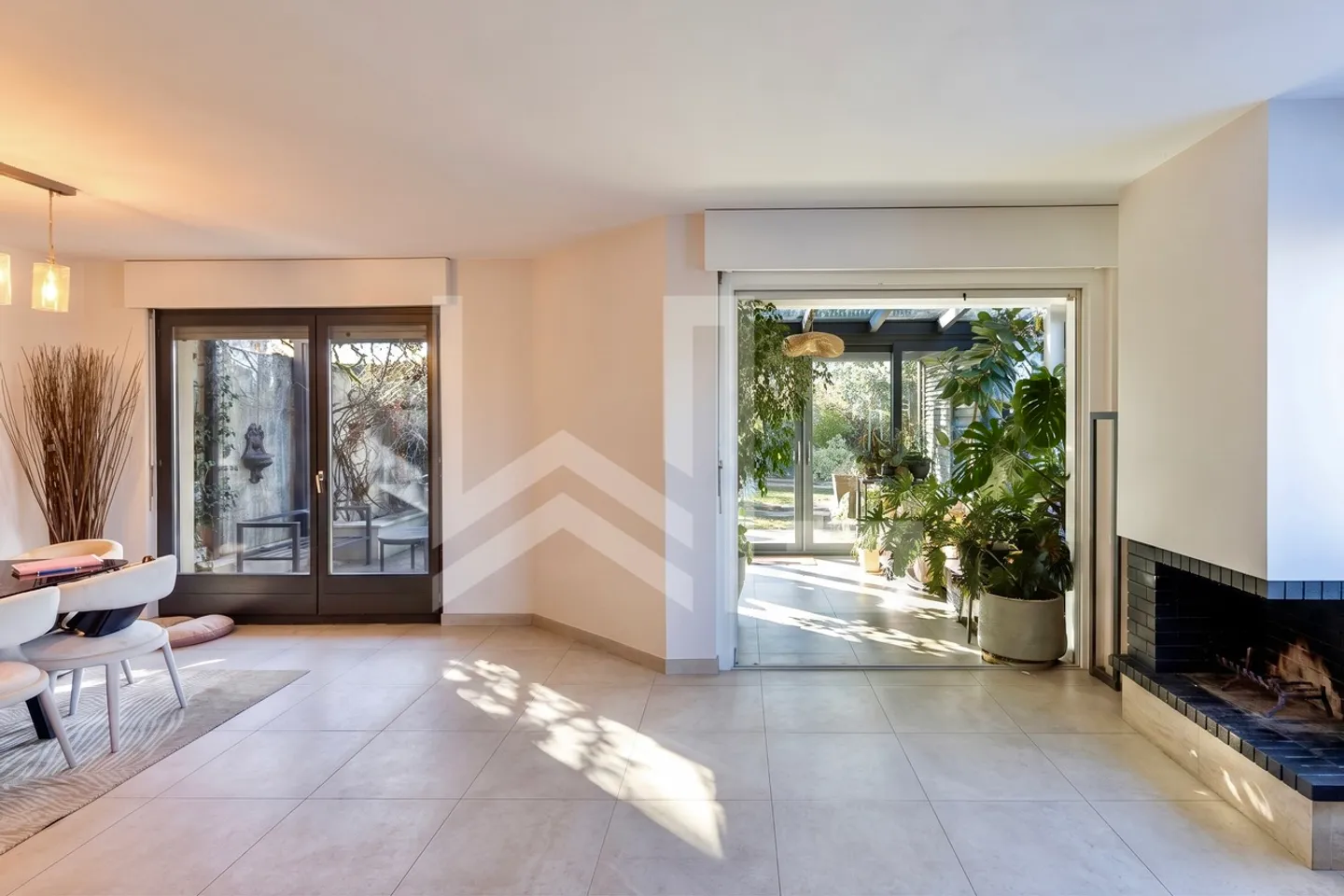 Villa familiale à Corsier : luminosité, espace et bien-être - Foto 2 von 9