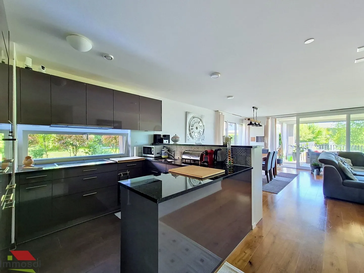 Le Mont-sur-Lausanne - Magnificent 4.5 room apartment with garden and veranda - Photo 1 of 13