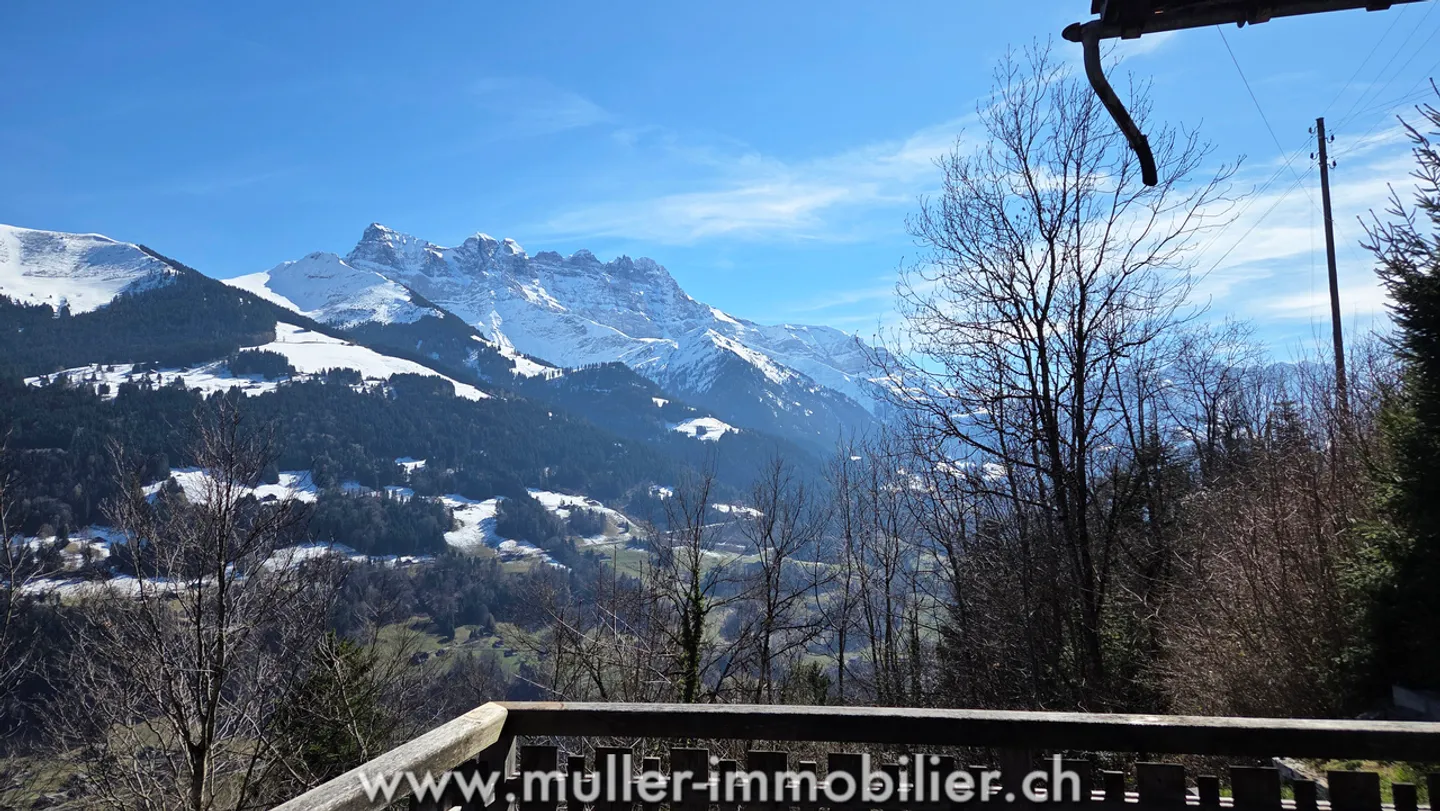 Charming chalet with a magnificent view in Troistorrents - Photo 11 of 13