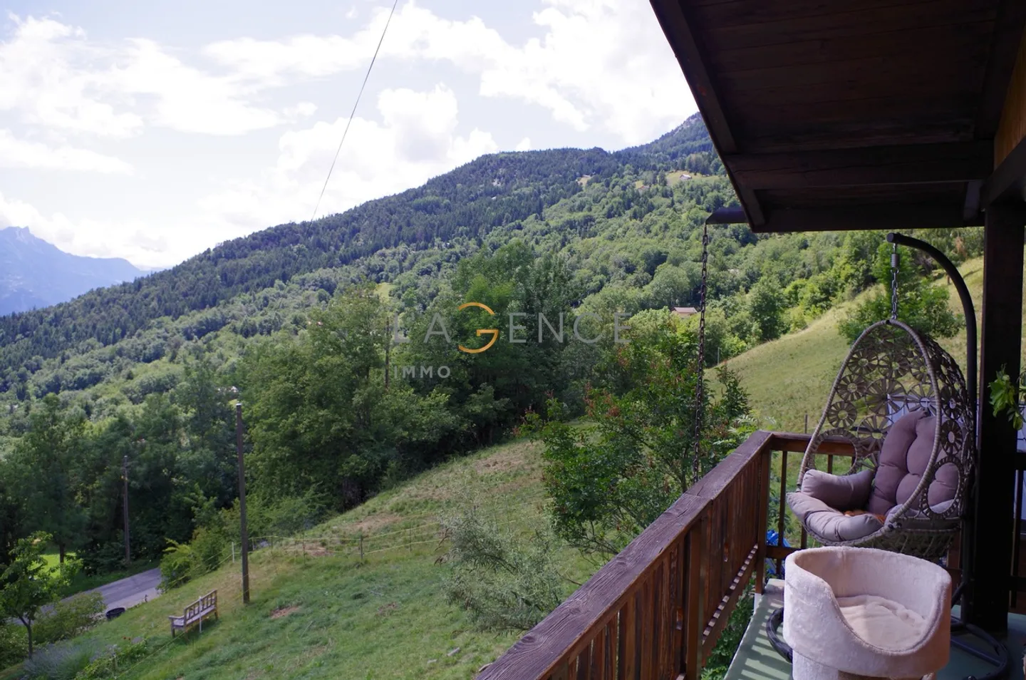 Charming Renovated Chalet in the Mayens of Conthey - Photo 7 of 9