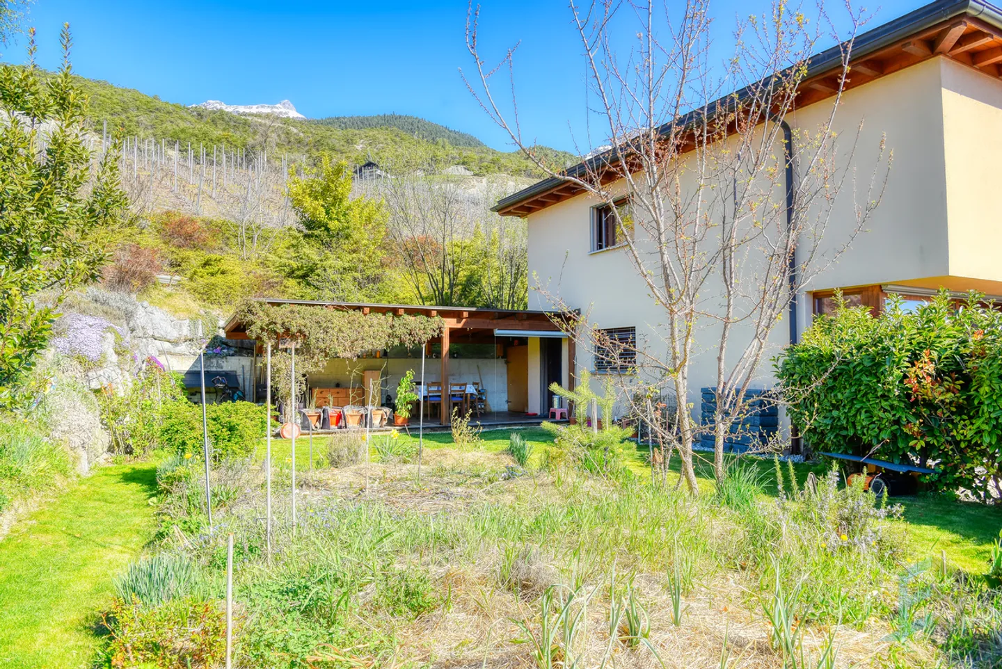 Exclusive Magnificent Detached Villa of 4.5 Rooms on the Heights of Miège - Photo 11 of 13
