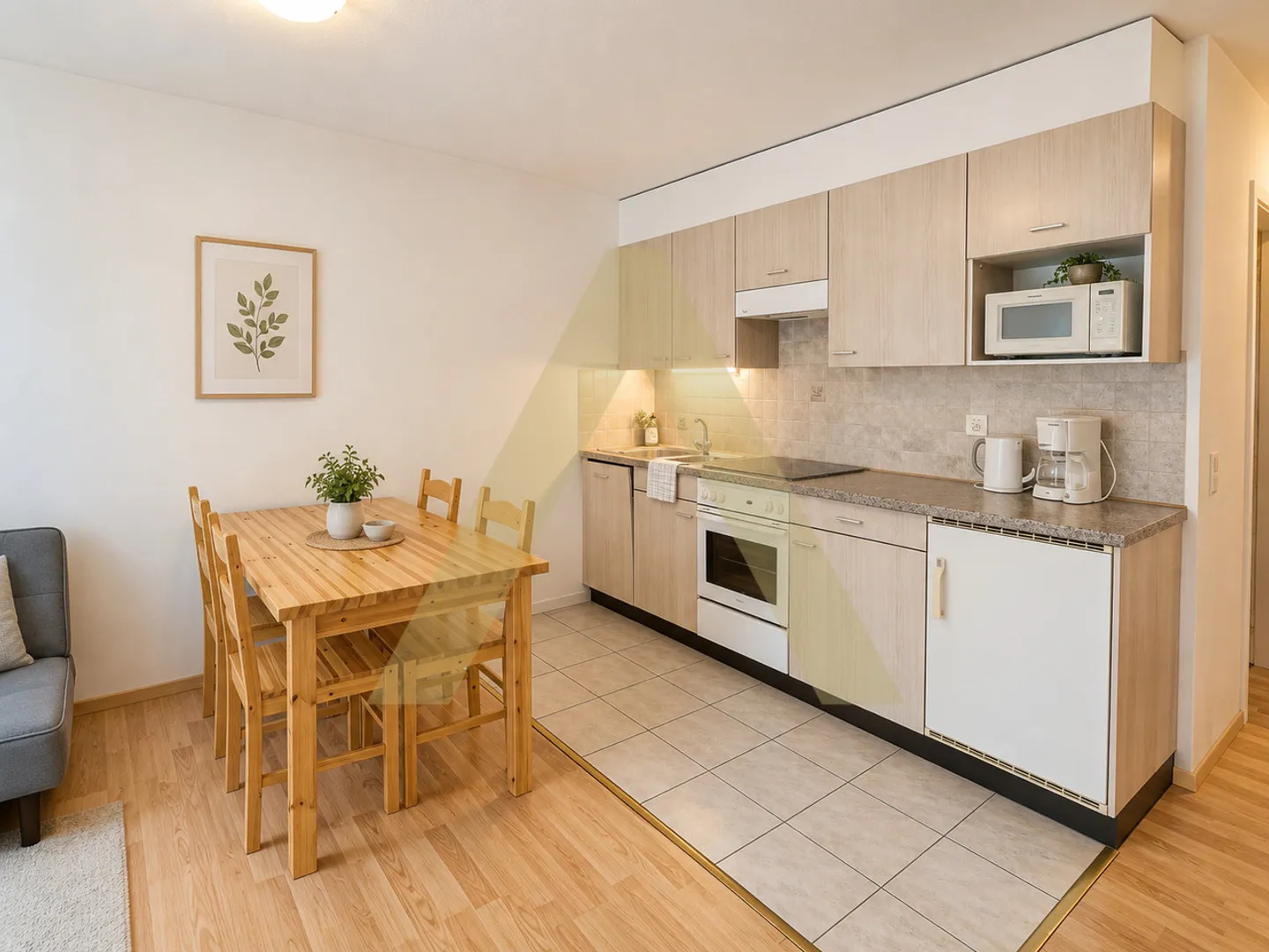 Cosy appartement meublé avec loggia dans un cadre verdoyant - Foto 3 von 13