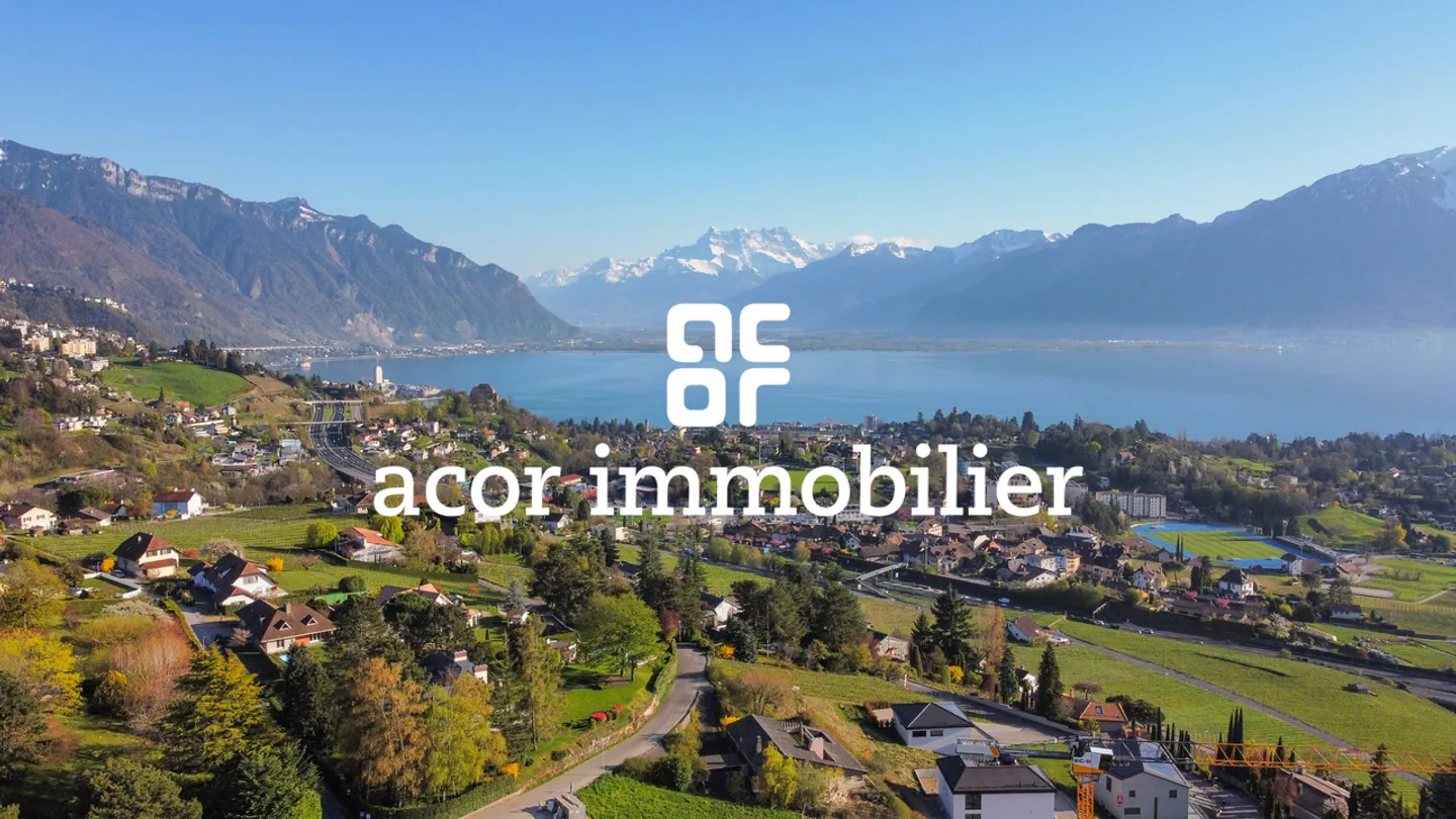 Wunderschöne 11-Zimmer-Villa mit atemberaubendem Panoramablick auf den See - Foto 1 von 2