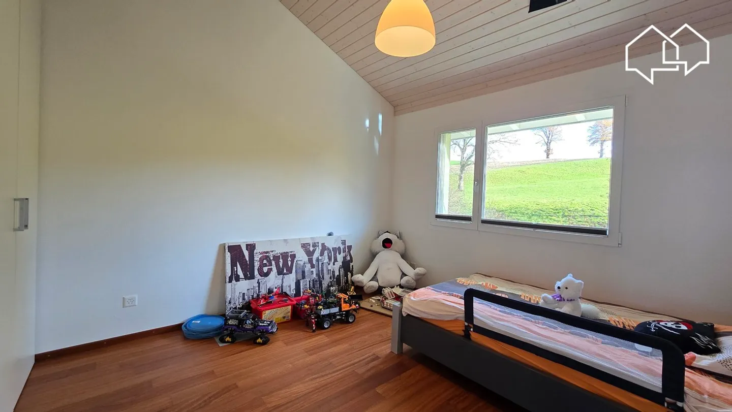 Moderne Villa mit 2 Wohnungen auf einem 1400m² großen Grundstück - Foto 13 von 13