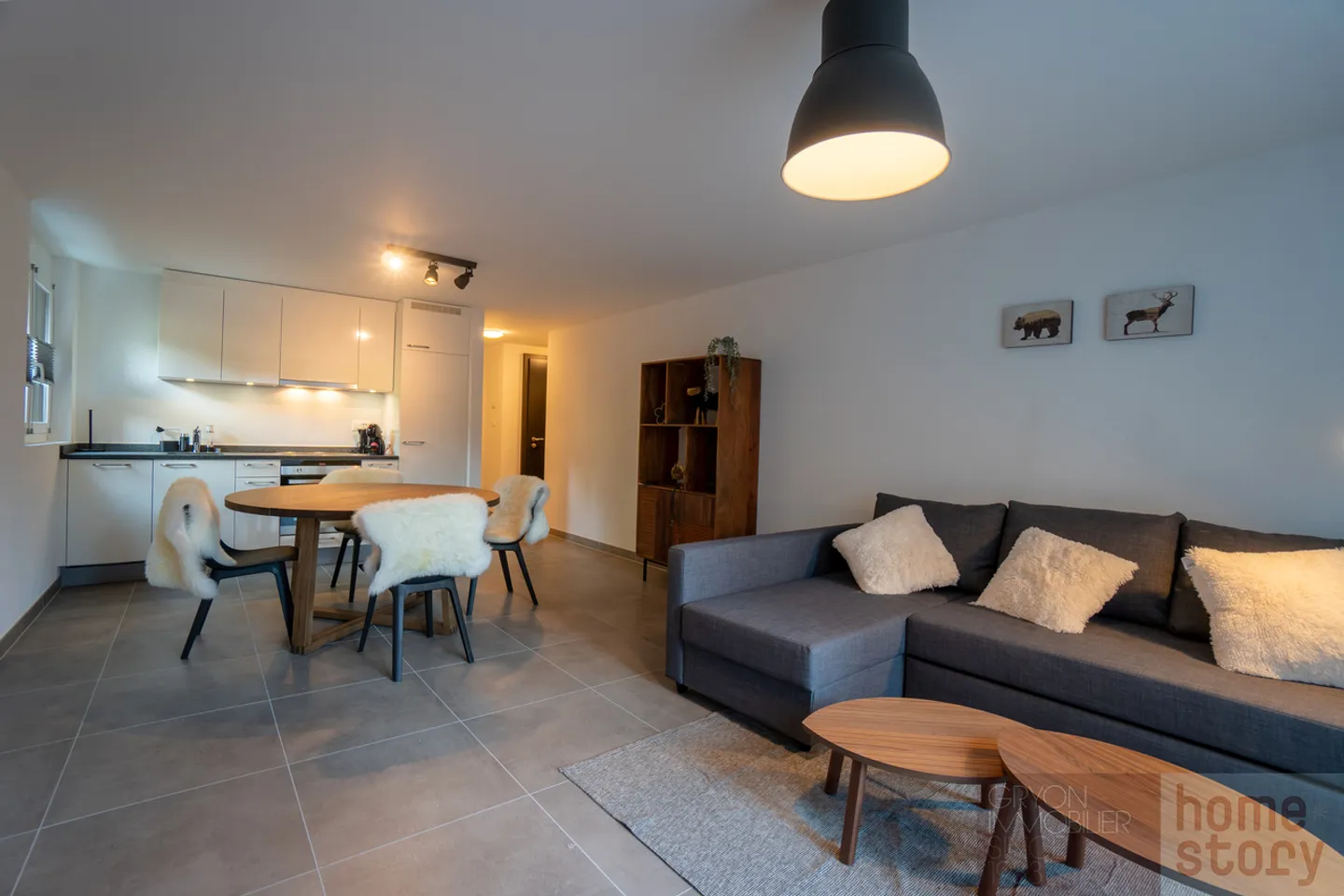 Appartamento nuovo arredato di 2 locali con parcheggio coperto - Foto 4 di 11