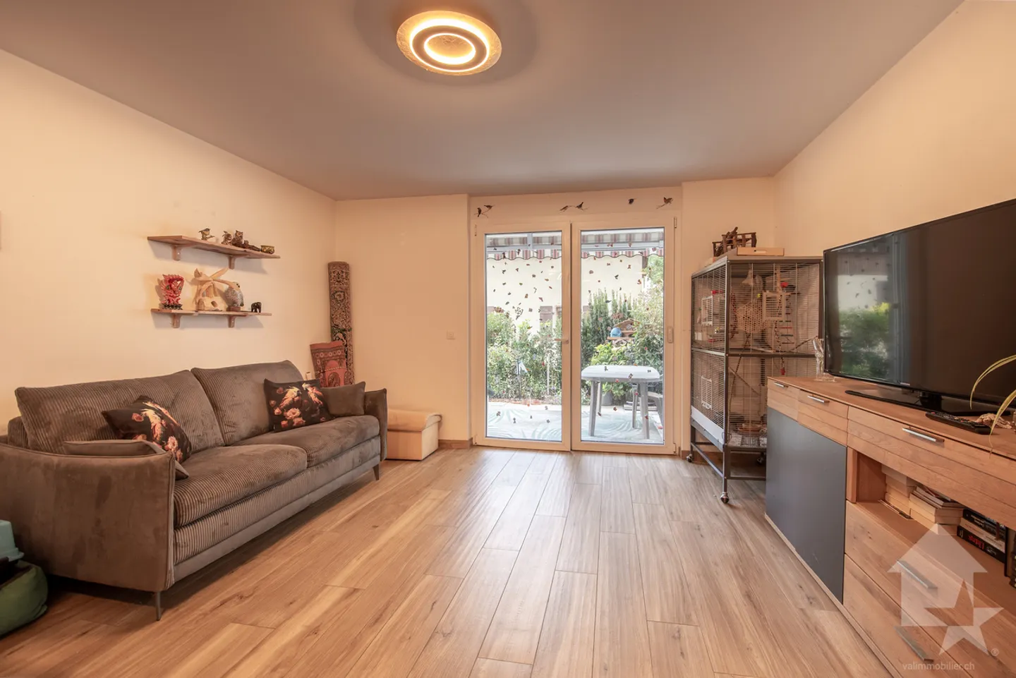 Joli appartement en rez-de-jardin de 71,5 m2 - Photo 2 of 11