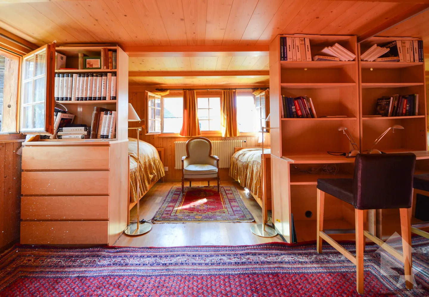 Magnifikes altes Herrenhaus in Goms - Foto 8 von 13