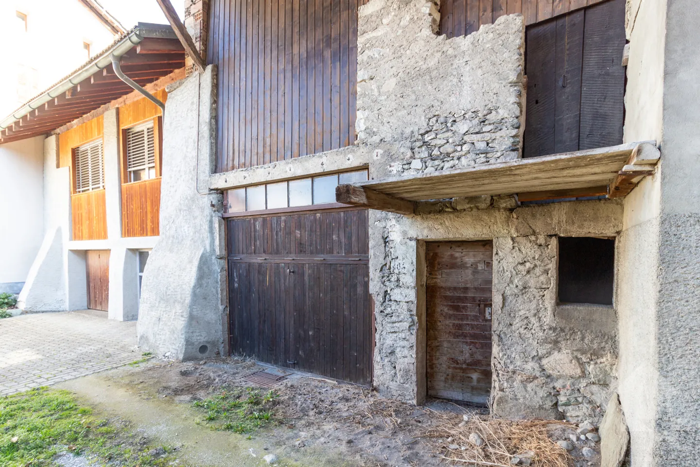 Fienile autentico con grande potenziale di trasformazione - Foto 1 di 11