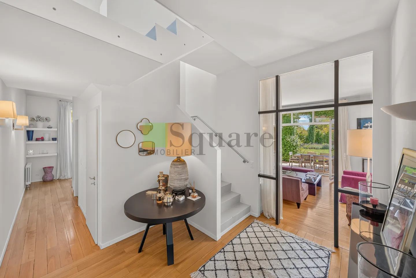 Magnifica villa indipendente di 7 stanze con giardino - Foto 3 di 13