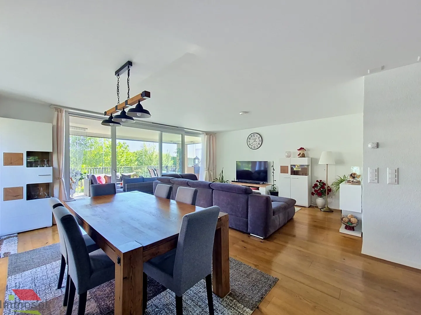 Le Mont-sur-Lausanne - Magnificent 4.5 room apartment with garden and veranda - Photo 4 of 13