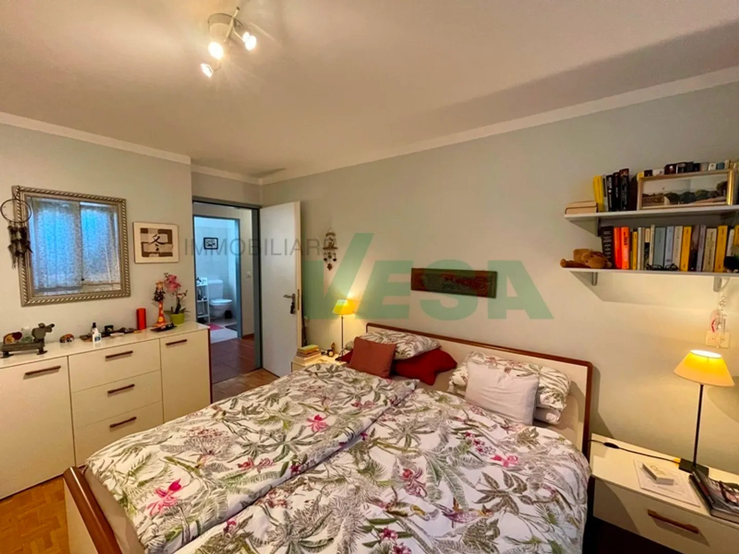 Appartement 4,5 pièces avec jardin privé - Photo 3 sur 11