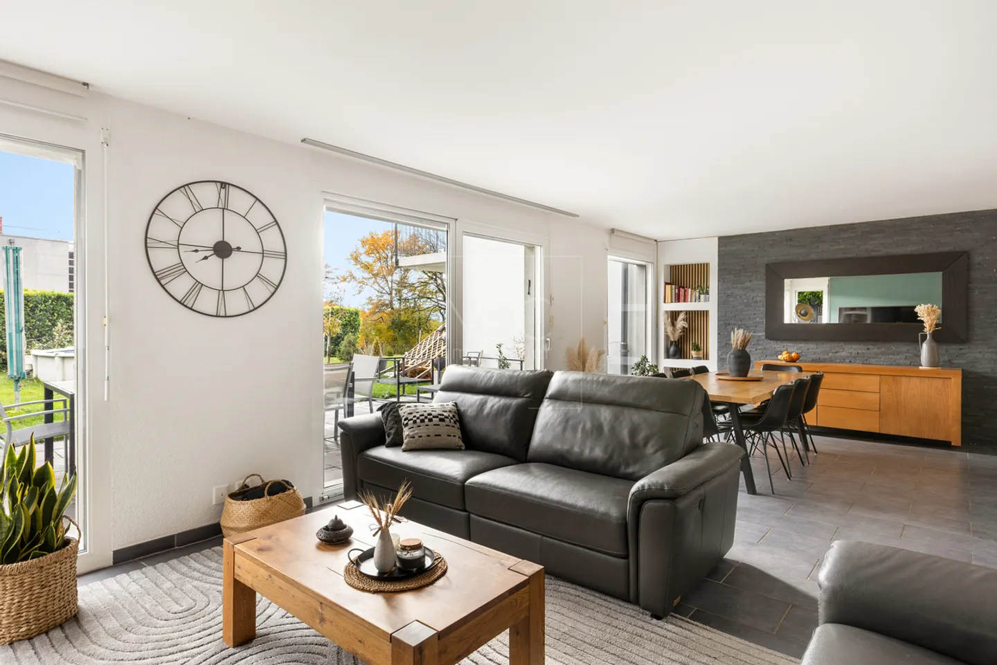 Schöne Doppelhaushälfte in Châtel-St-Denis - Foto 3 von 13