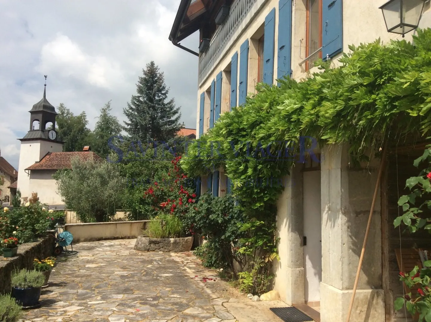 Fontaines-sur-Grandson, Magnificent Village House - Term Sale - Photo 11 of 13