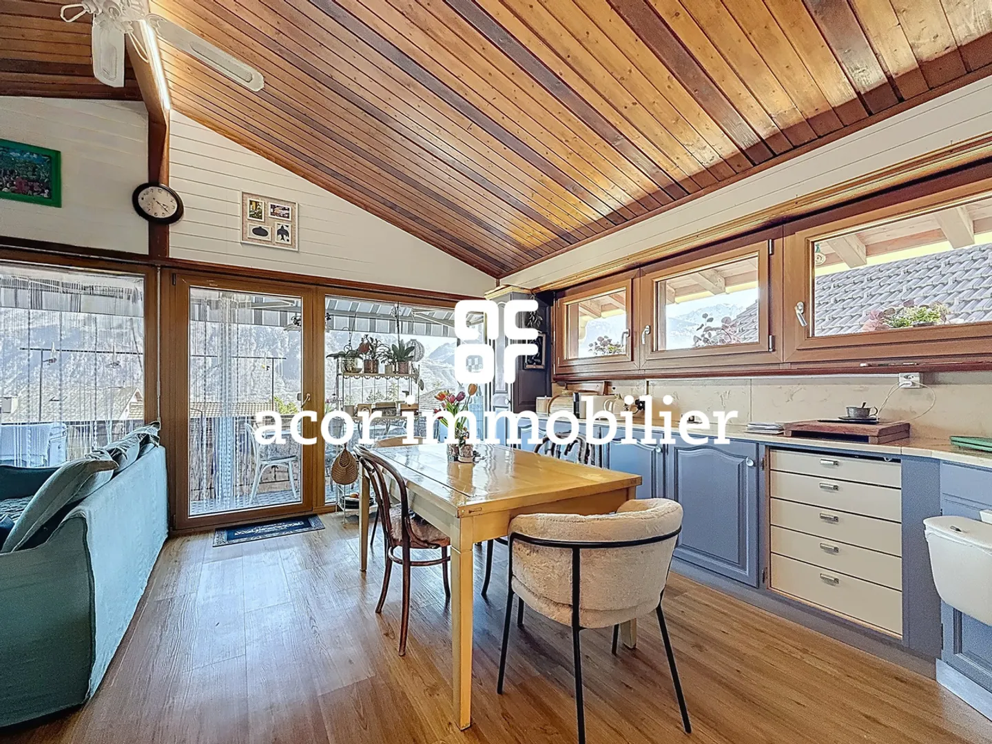 Charmante maisonnette rénovée au centre de Veyras - Foto 3 di 3