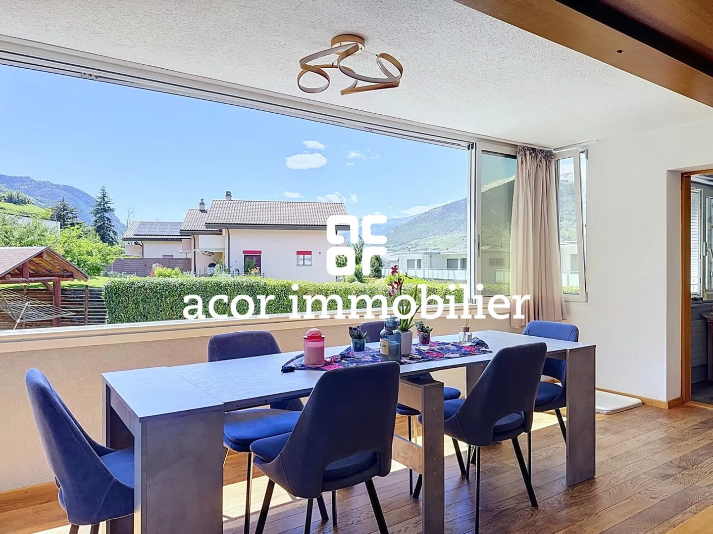 Appartement Charmant avec Garage - Photo 5 sur 9