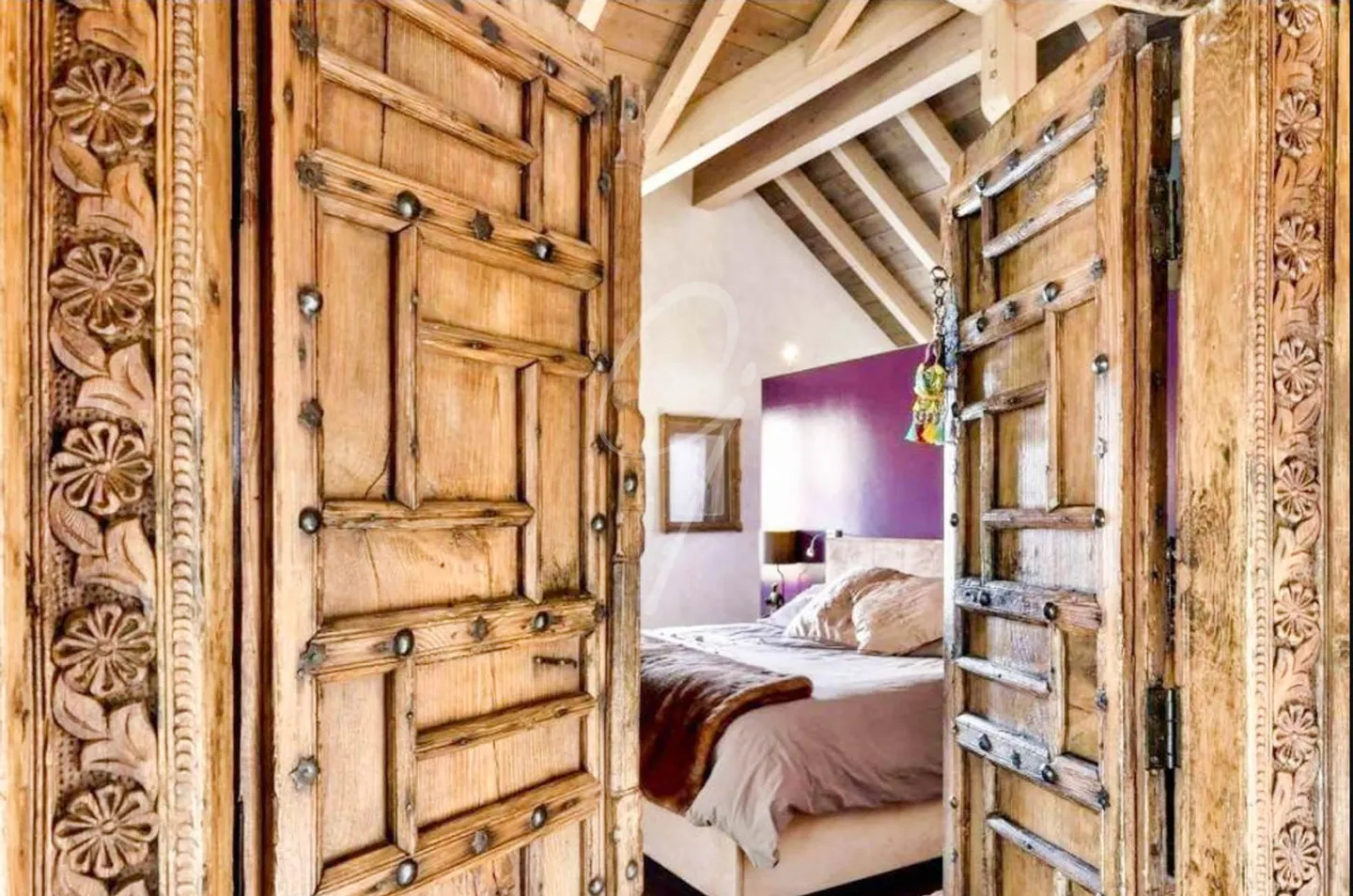 Exceptional Master House in the Heart of the Vaud Countryside - Photo 9 of 13