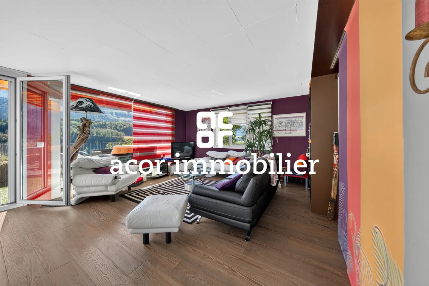 Charming 4-room apartment with panoramic view of the Vanils - Photo 2 of 10