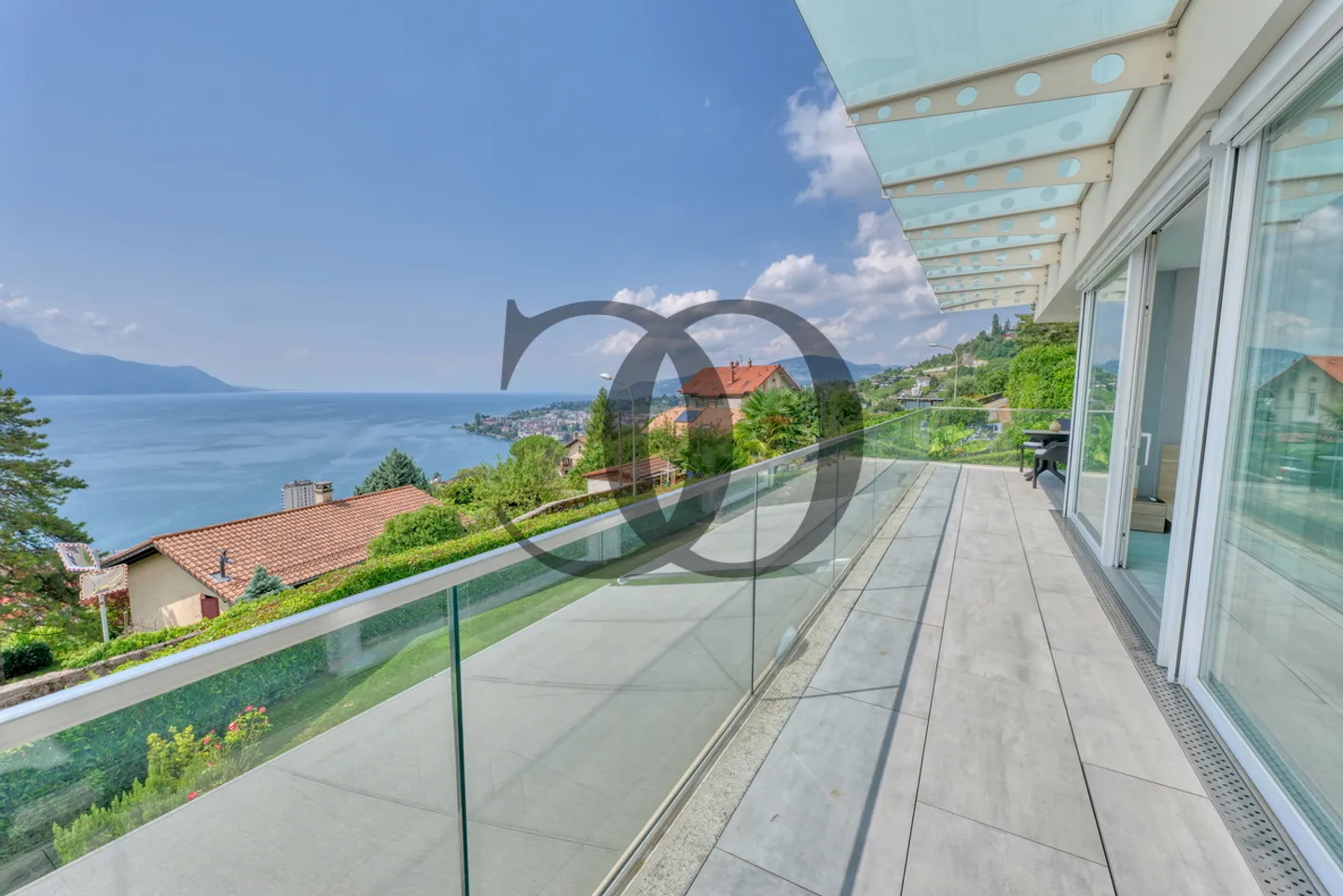 Villa moderna completamente arredata - Foto 11 di 12