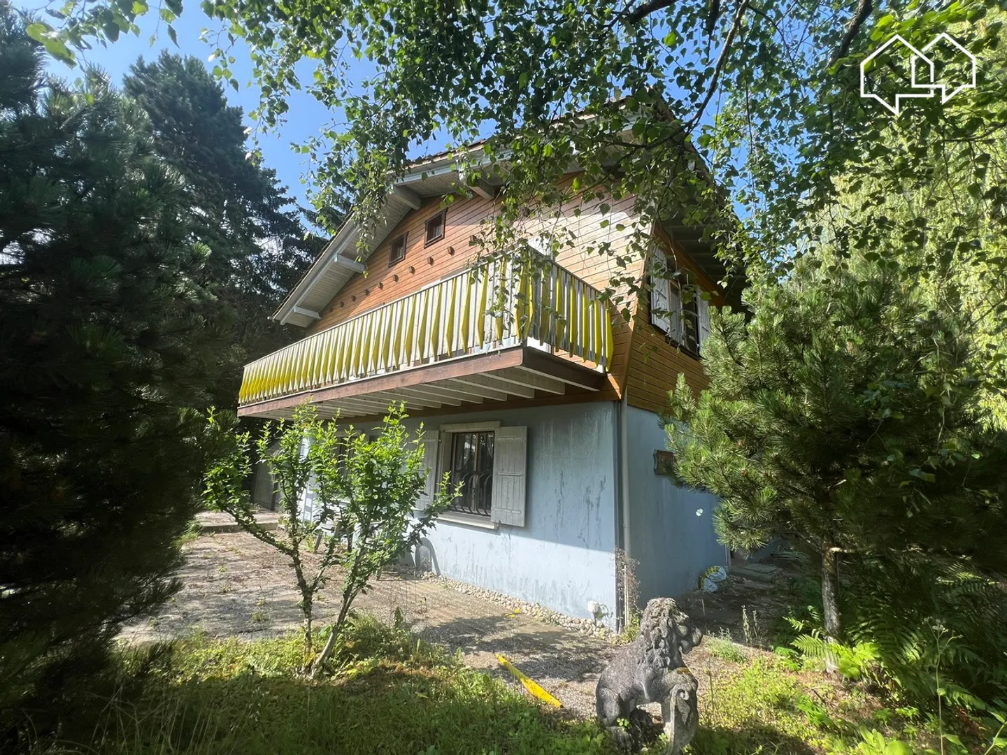 Chalet de 4.5pces sur un terrain de 776m² - Photo 1 sur 4