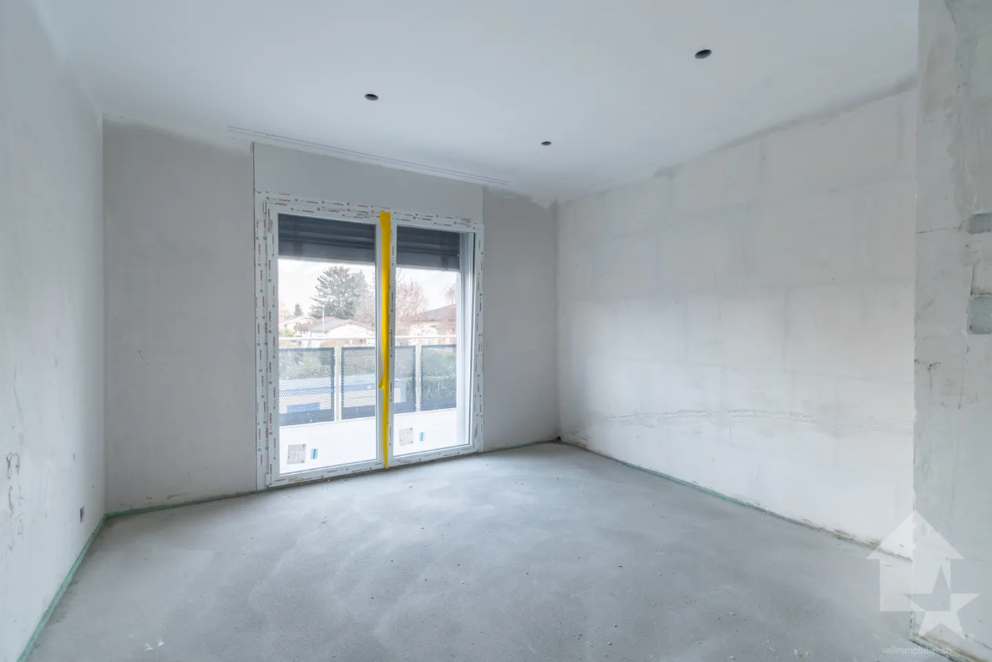 Magnificent contemporary villa with finishes of the buyer's choice - Photo 4 of 7