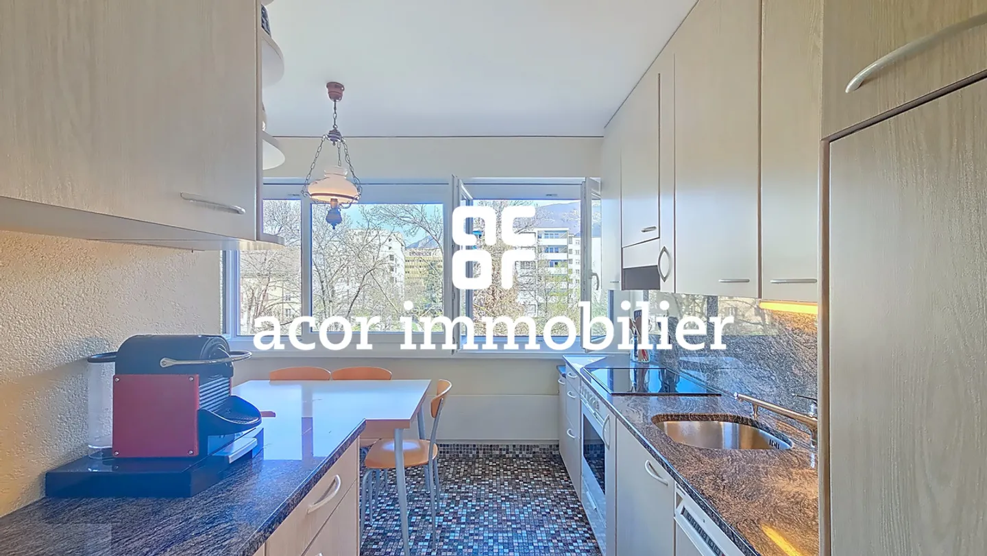 Appartamento luminoso nel centro di Sion - Foto 2 di 4