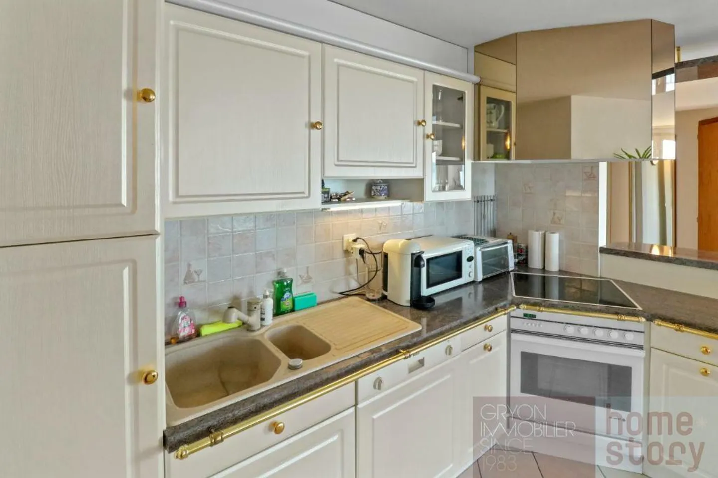 Appartement au bord du lac - Photo 4 sur 13