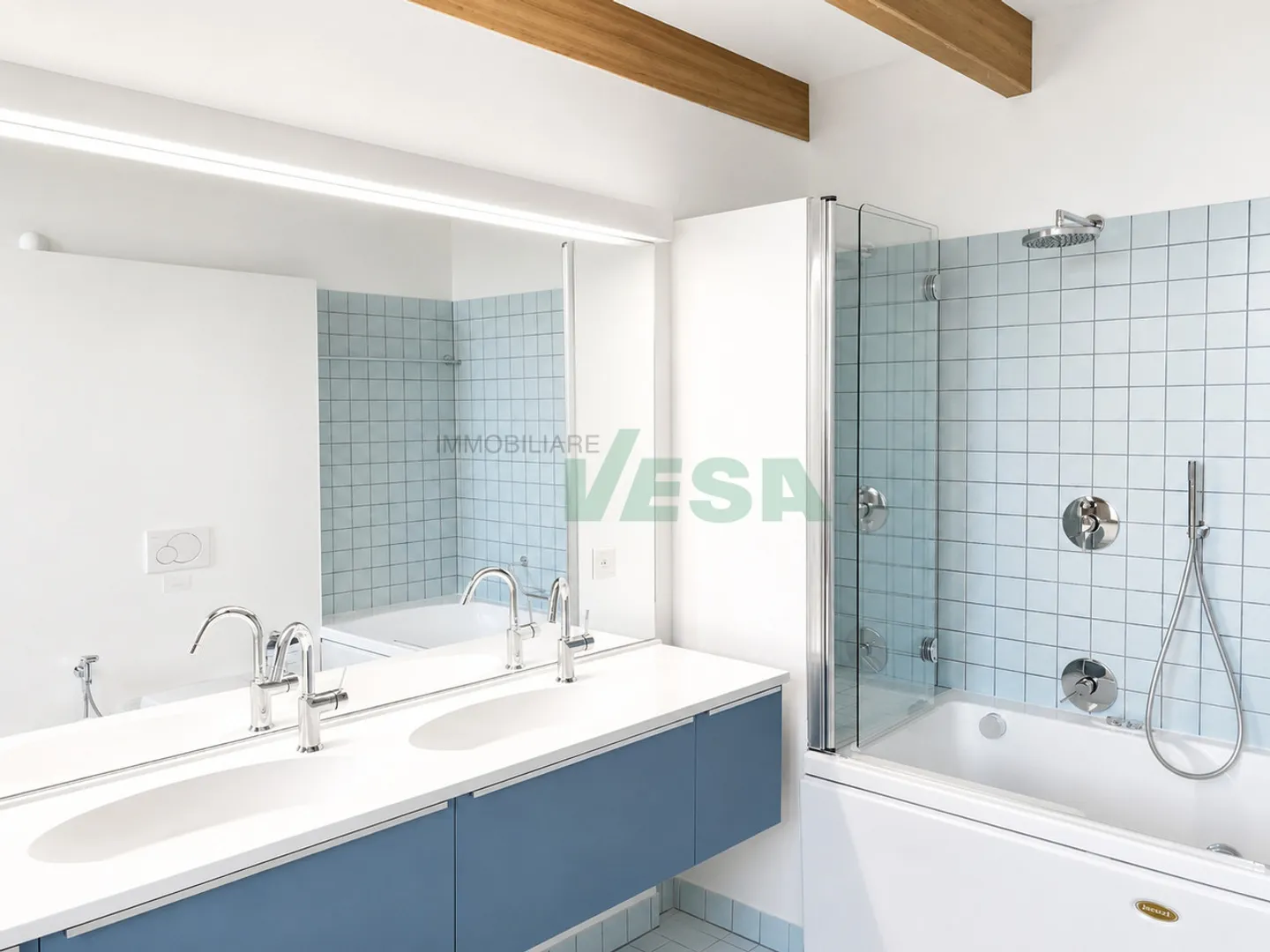 Villa moderne confortable et spacieuse dans un emplacement idyllique - Photo 10 sur 13