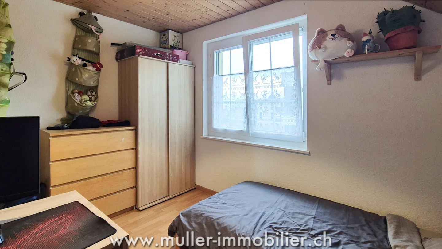 Superba villa indipendente con giardino a Ursy - Foto 10 di 13