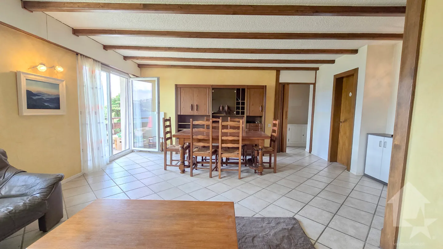 Appartement Charmant avec Vue Alpestre - Photo 6 sur 11