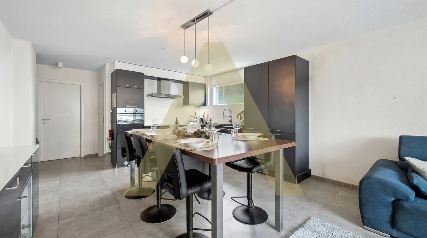 Modern, friendly and family apartment with balcony and garden - Photo 3 of 10