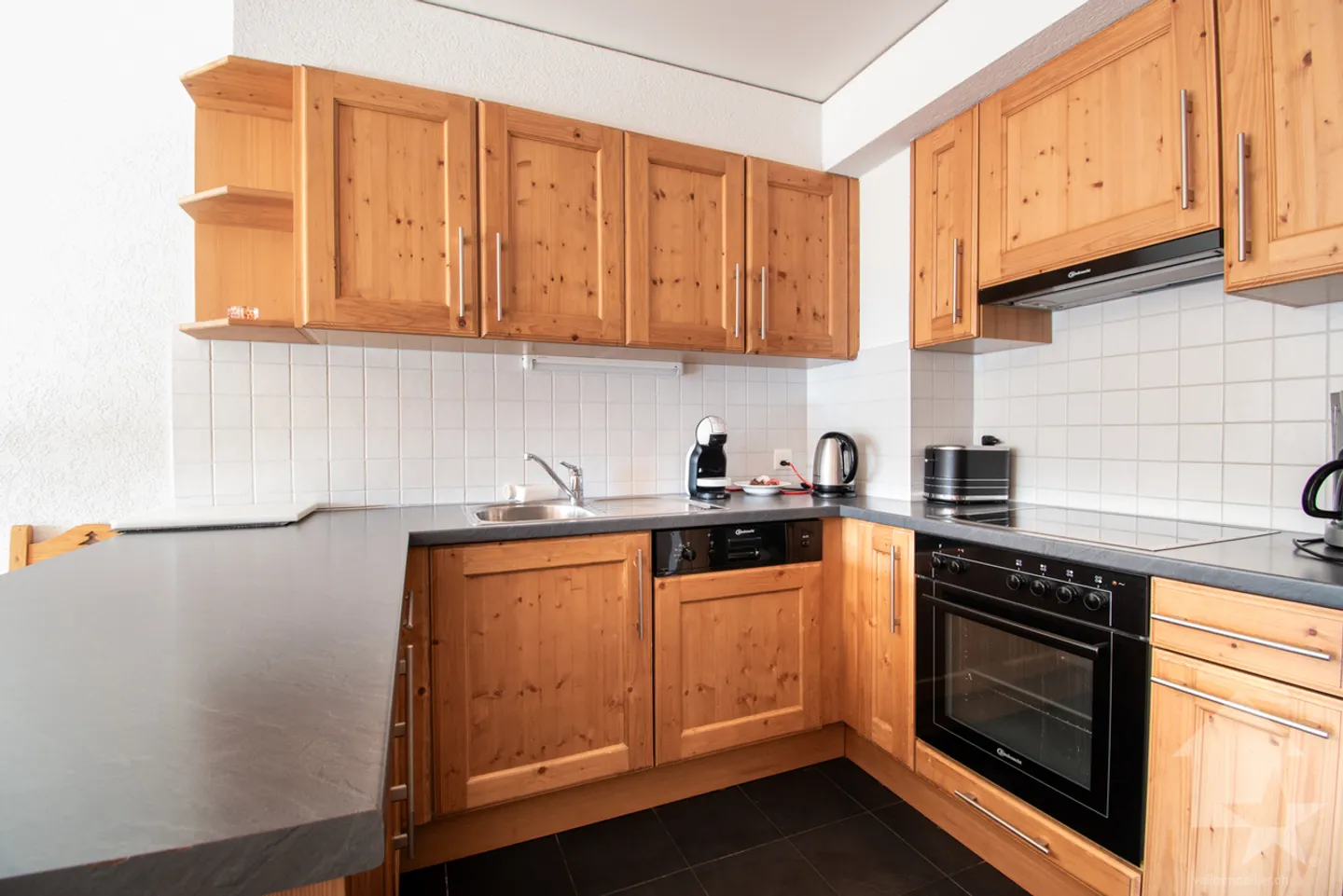 Bel appartamento di 3,5 locali con studio indipendente - Foto 3 di 8