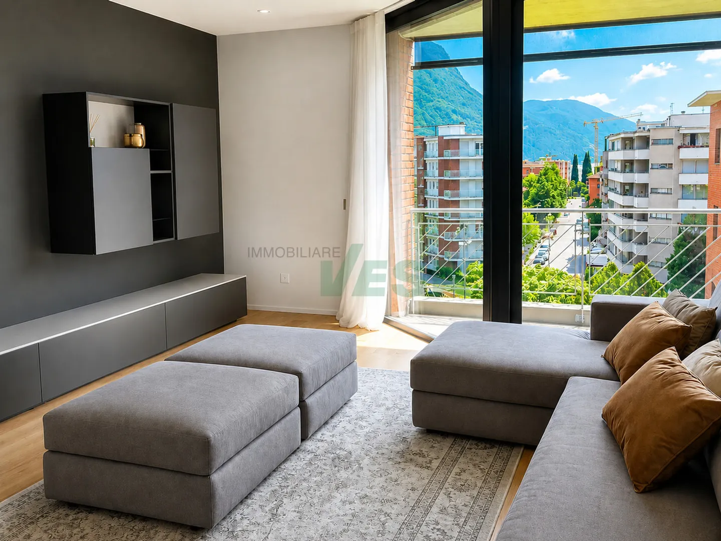 Splendido elegante attico duplex 4,5 locali con bellissimo roof-garden - Photo 2 of 11