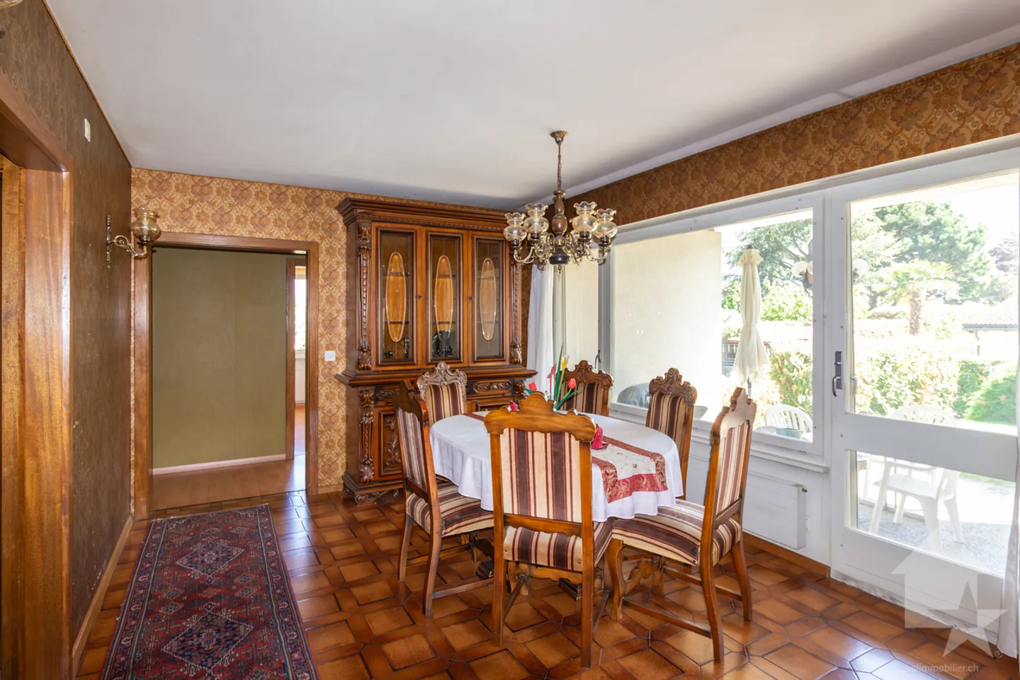 Charming 6.5 room villa with magnificent garden, ideal and quiet location - Photo 11 of 13
