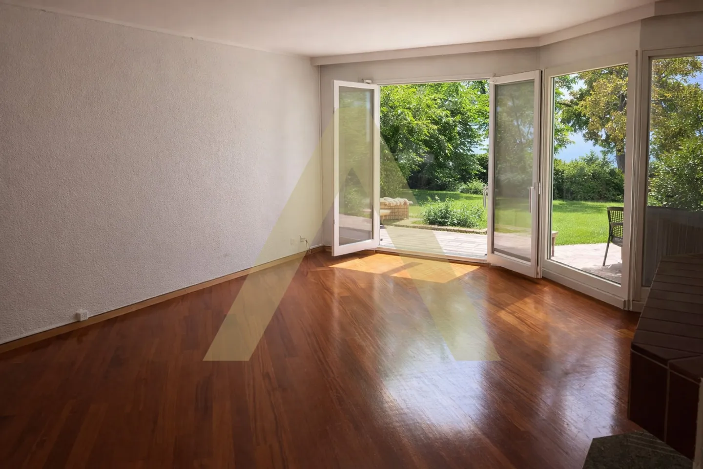 Grande colpo di cuore piedi nell'acqua - Foto 3 di 5