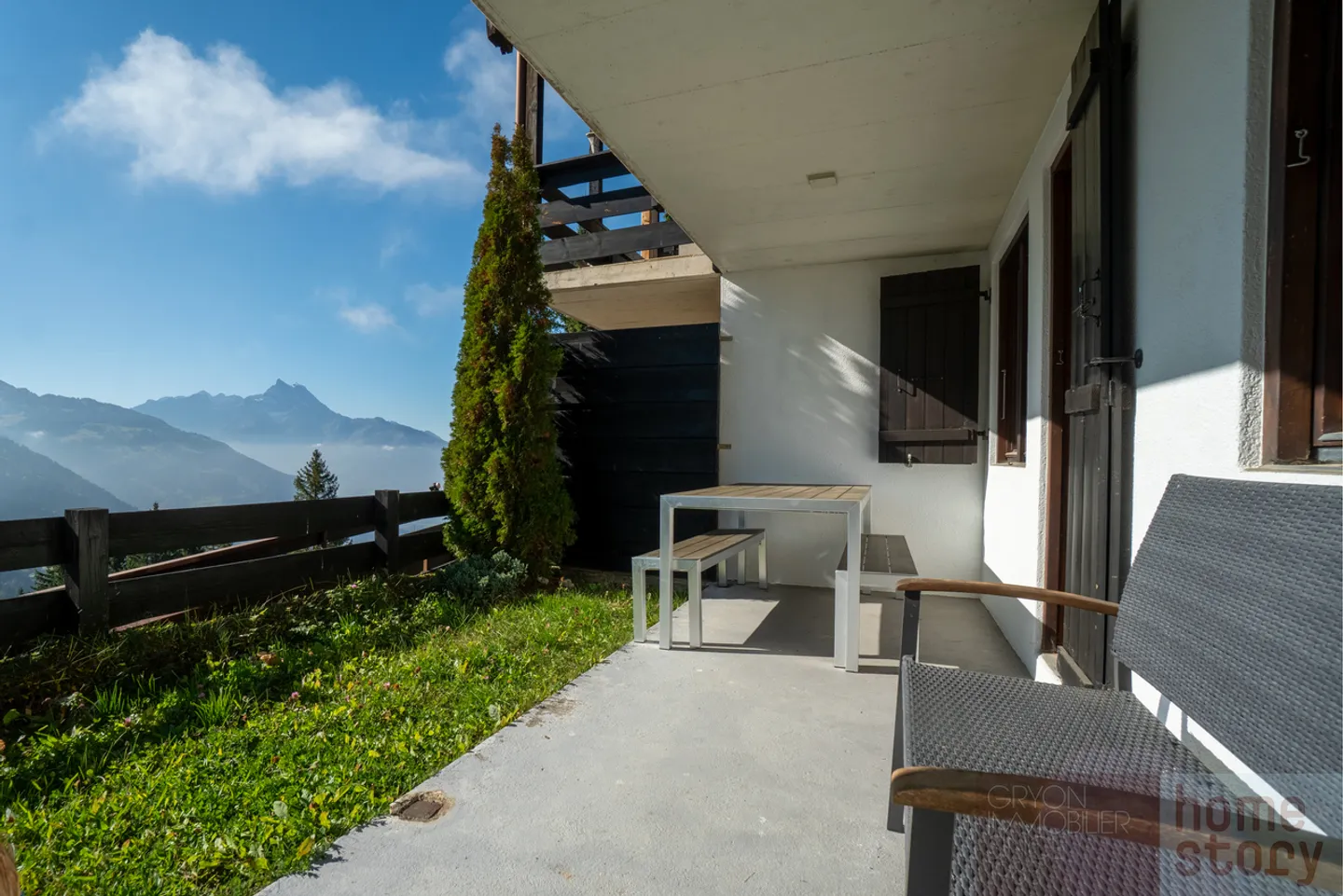 Appartamento 3.5 locali con vista panoramica, terrazza e accesso alle piste - Foto 8 di 13