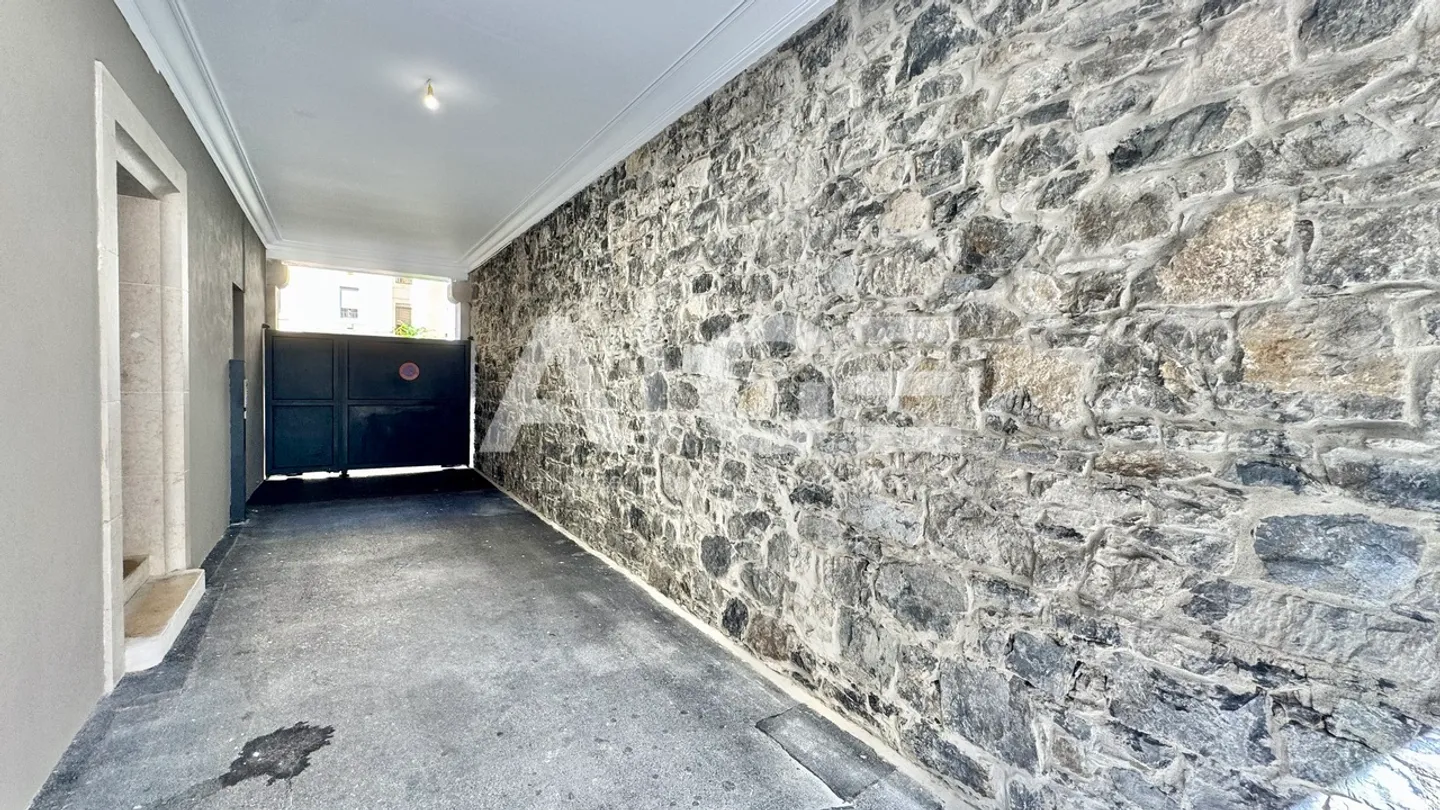 5 pièces avec parking au Pâquis - Photo 9 of 9