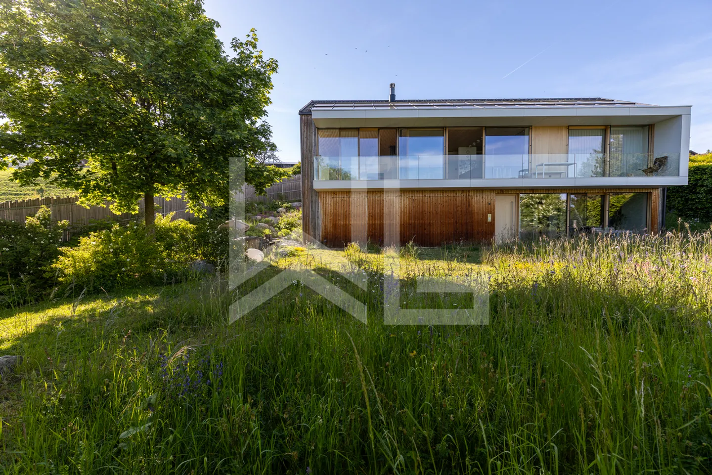 Minergie A+P Certified Villa - Photo 1 of 9