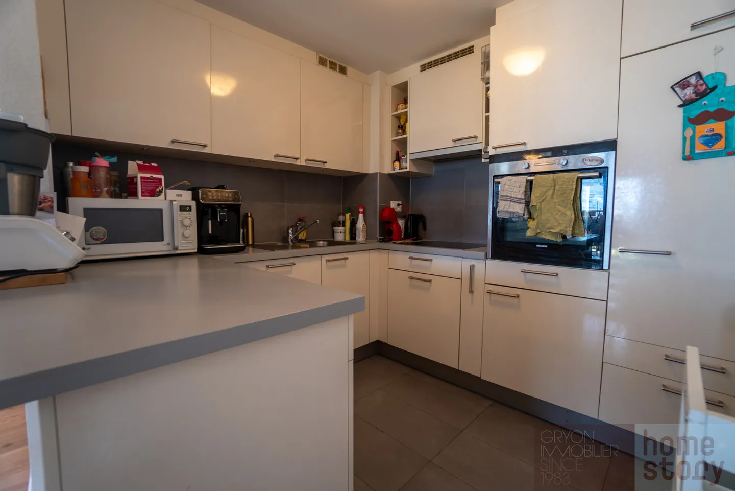 Appartamento luminoso di 3,5 locali con spazio esterno e vista a Barboleuse - Foto 3 di 13