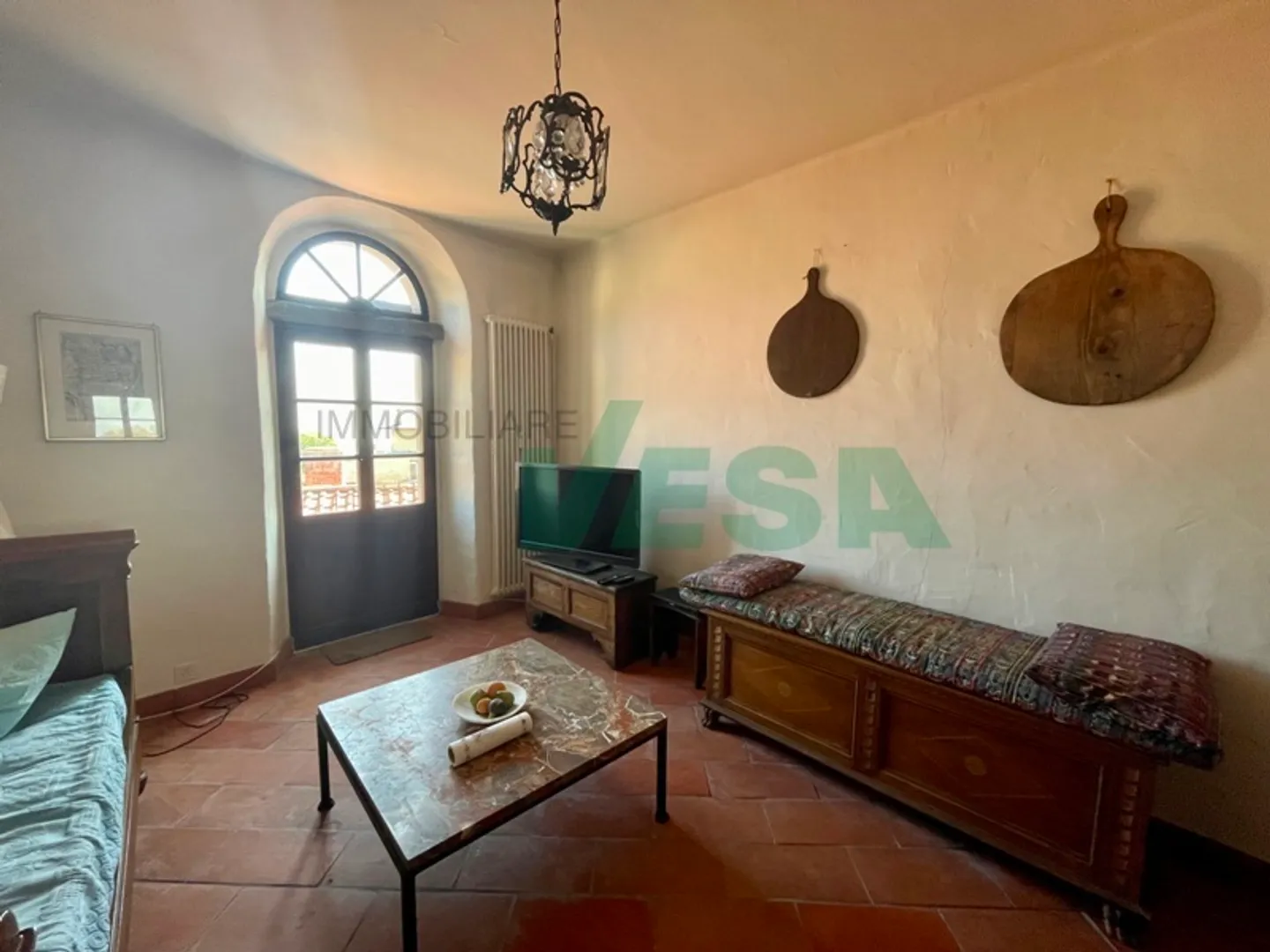 Charming spacious core house with a large and beautiful garden - Photo 6 of 13