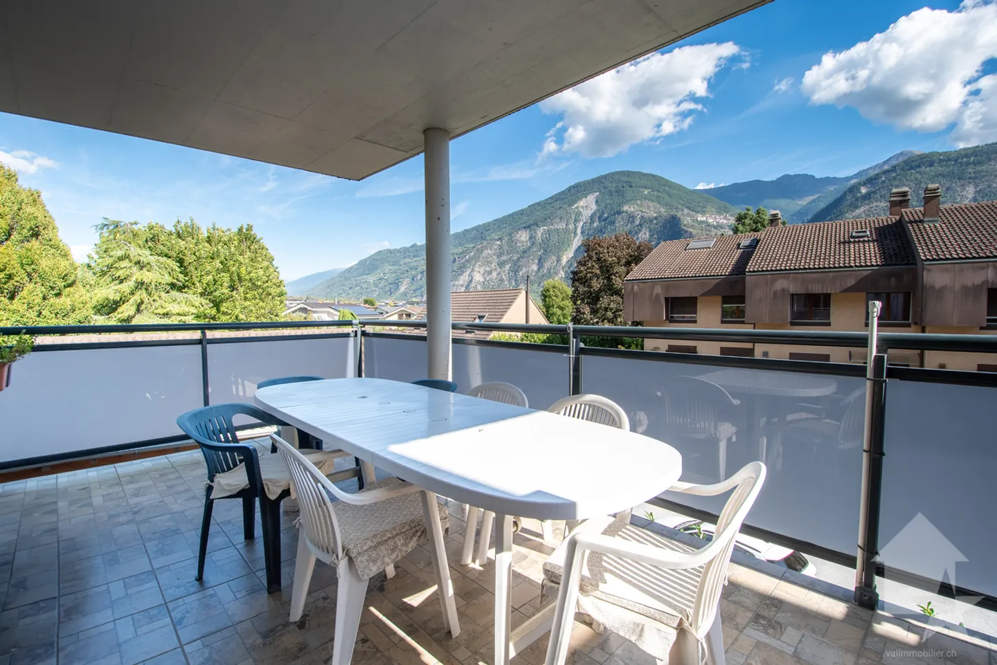 Spazioso appartamento di 120 m2 con 4,5 stanze - Foto 2 di 13