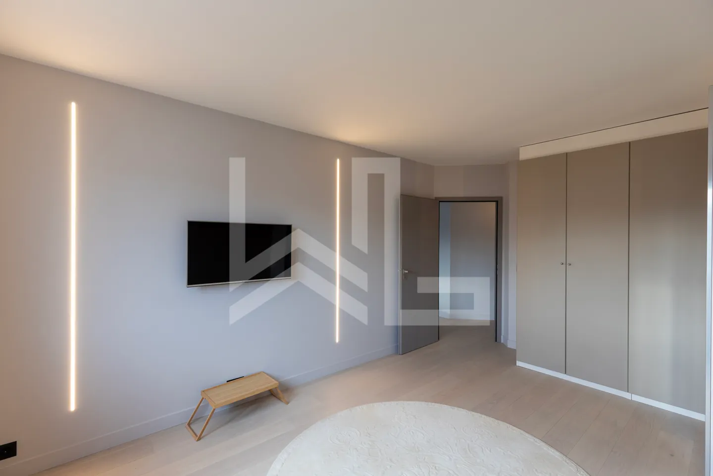 Appartement moderne entièrement rénové - Photo 12 sur 13