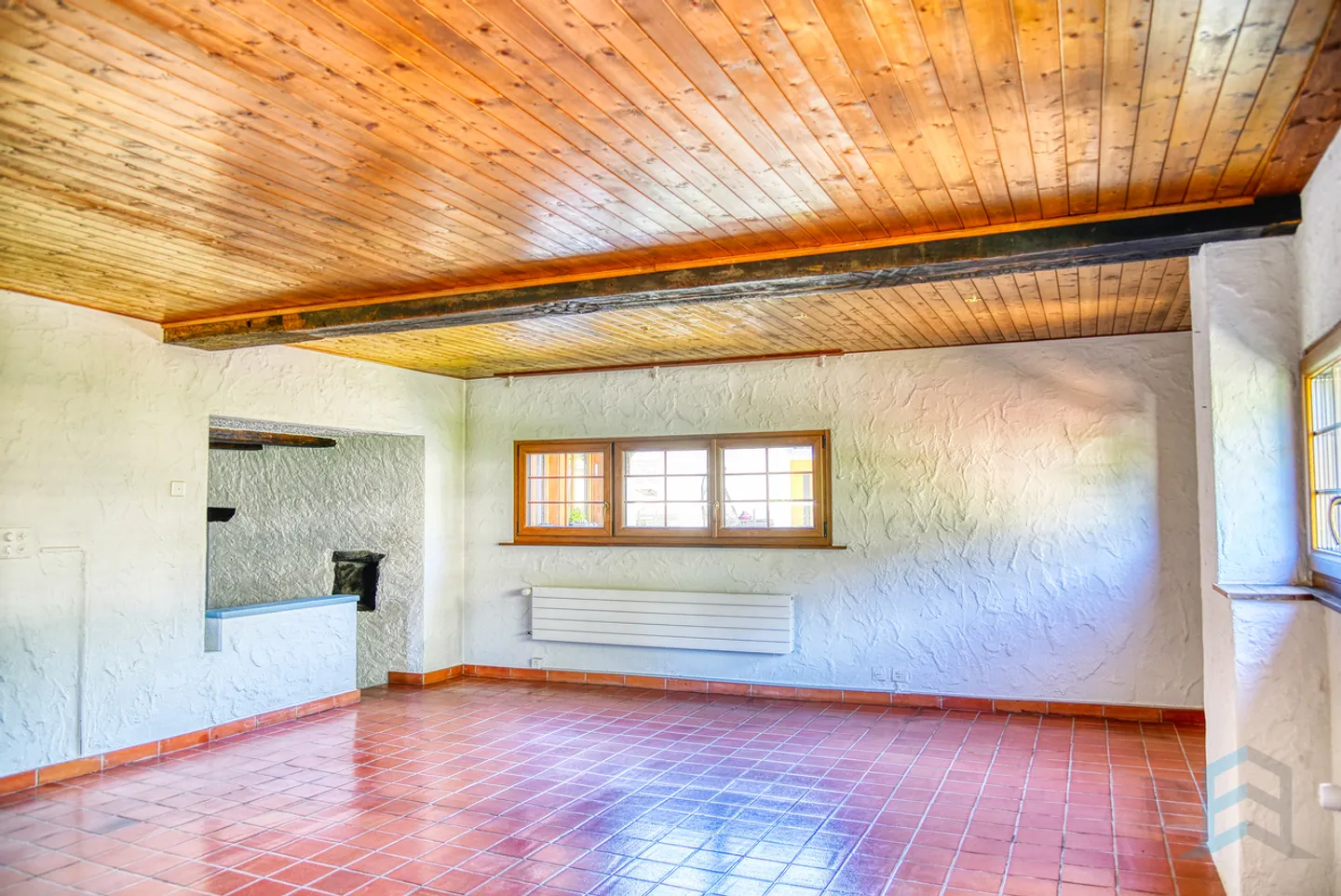 EXKLUSIV Dorfhaus mit Charakter und großem Potenzial - Foto 3 von 13